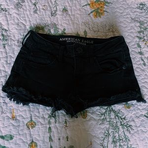 🖤American Eagle Low Rise Black Shorts🖤